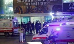 土耳其机场爆料视频最新,惊曝机场混乱一幕，真相令人震惊